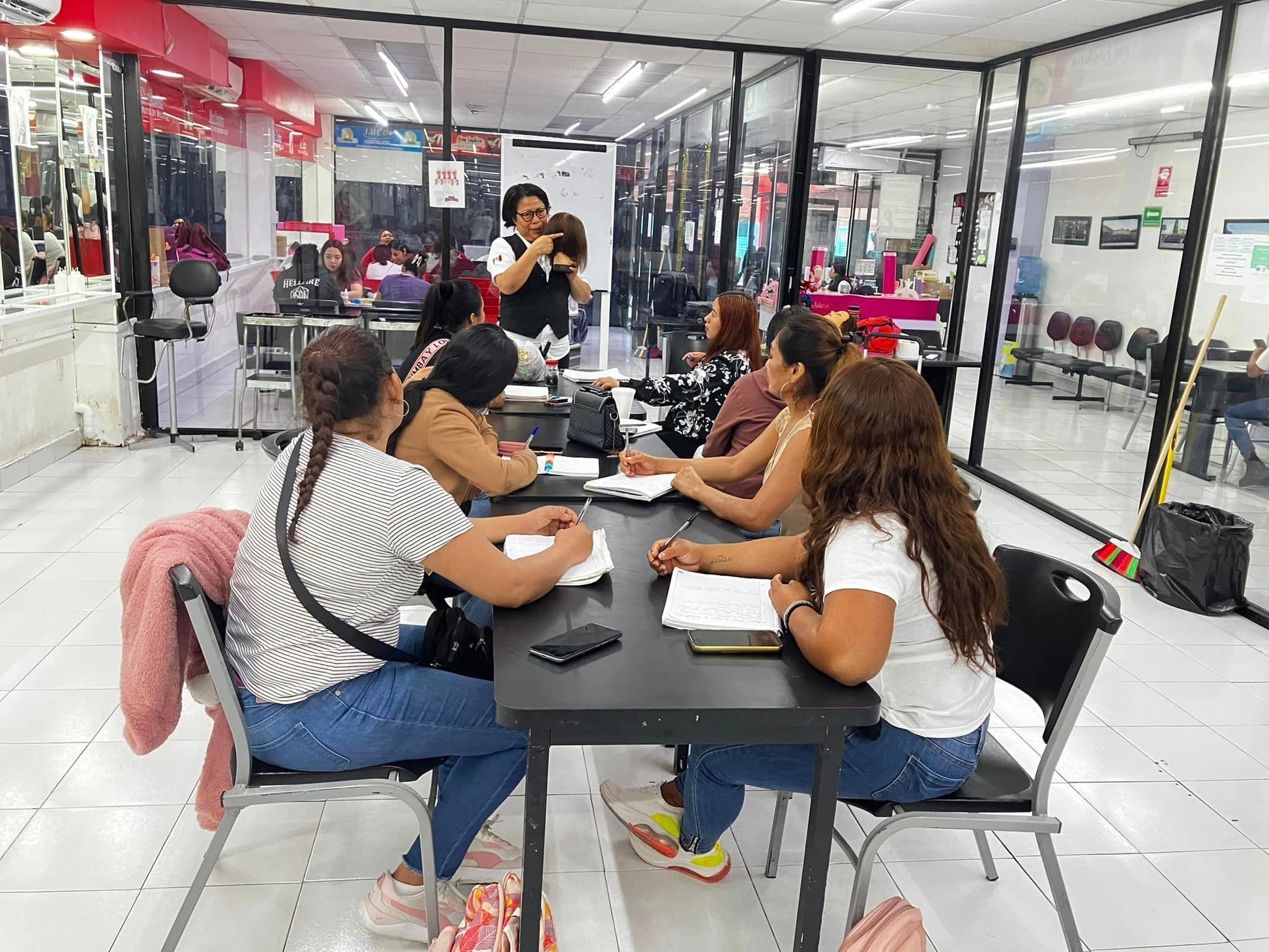 Diplomado de Corte de Cabello