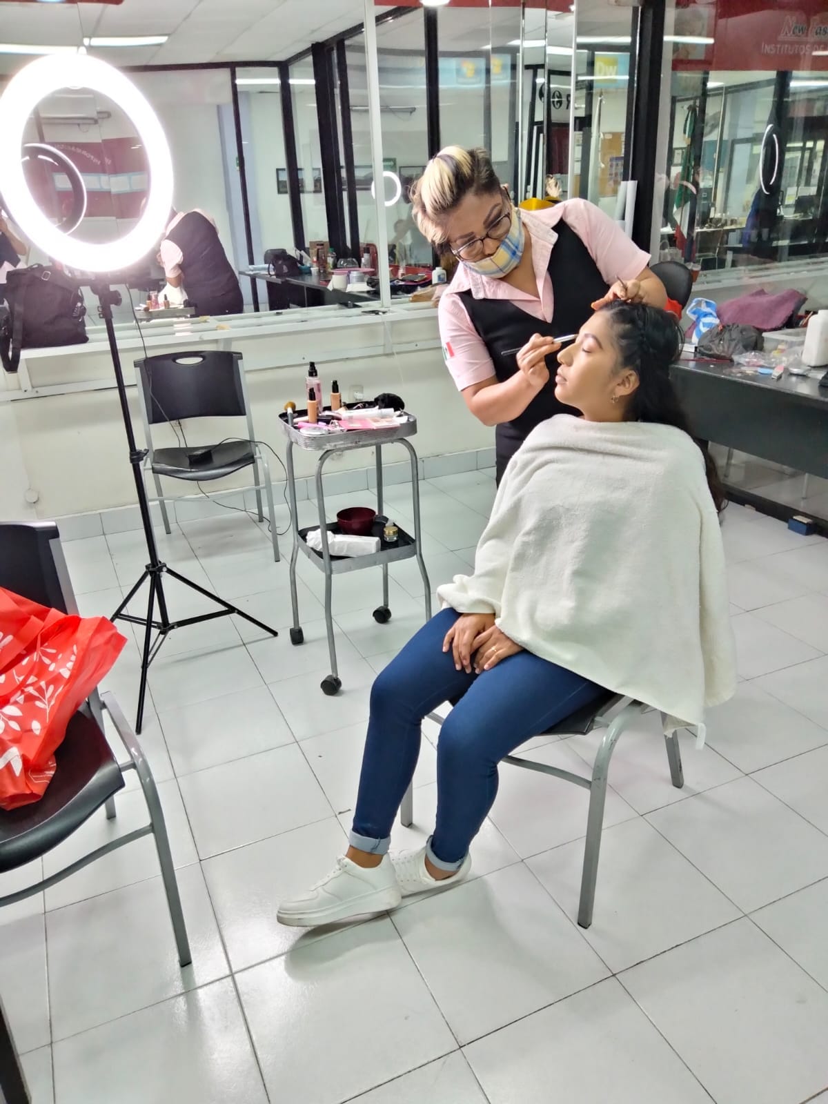 Diplomado de Maquillaje Profesional